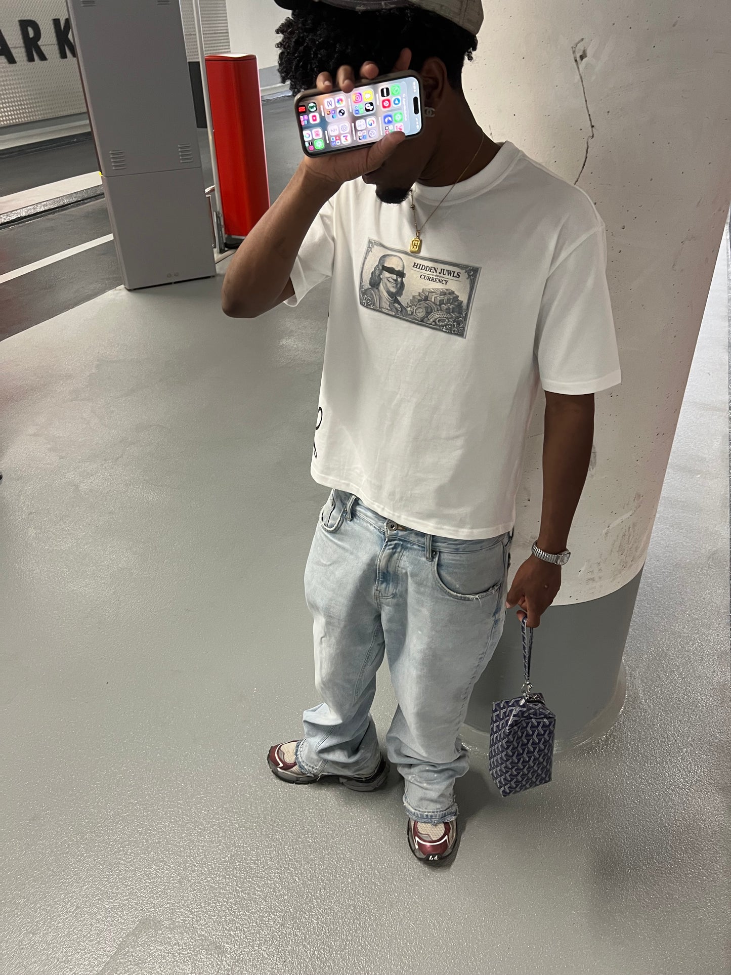 HIDDEN JUWLS CURRENCY TEE